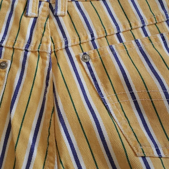 Vintage High Waisted Sasson Yellow Striped Jorts - Picture 5 of 6